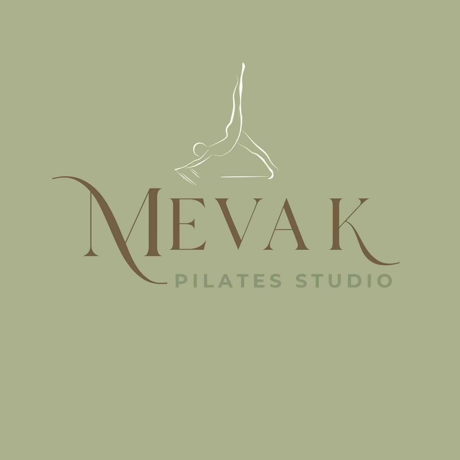Logotipo de Mevak Pilates Studio